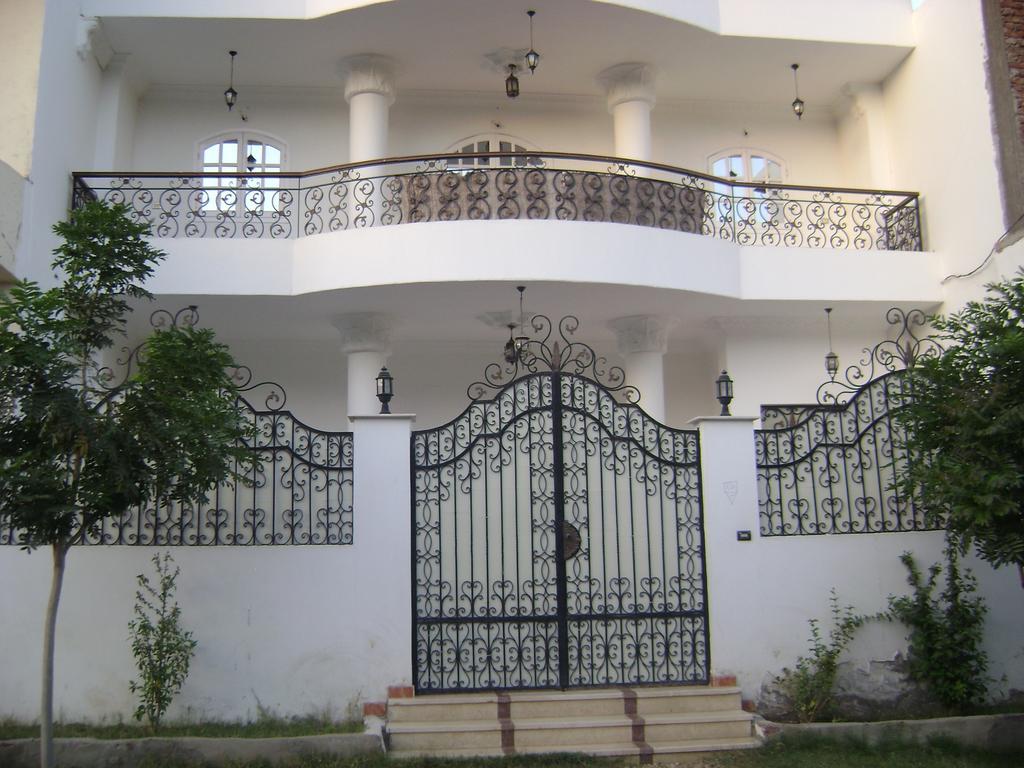 White Villa Luxor Eksteriør billede