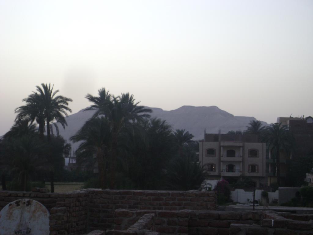 White Villa Luxor Eksteriør billede