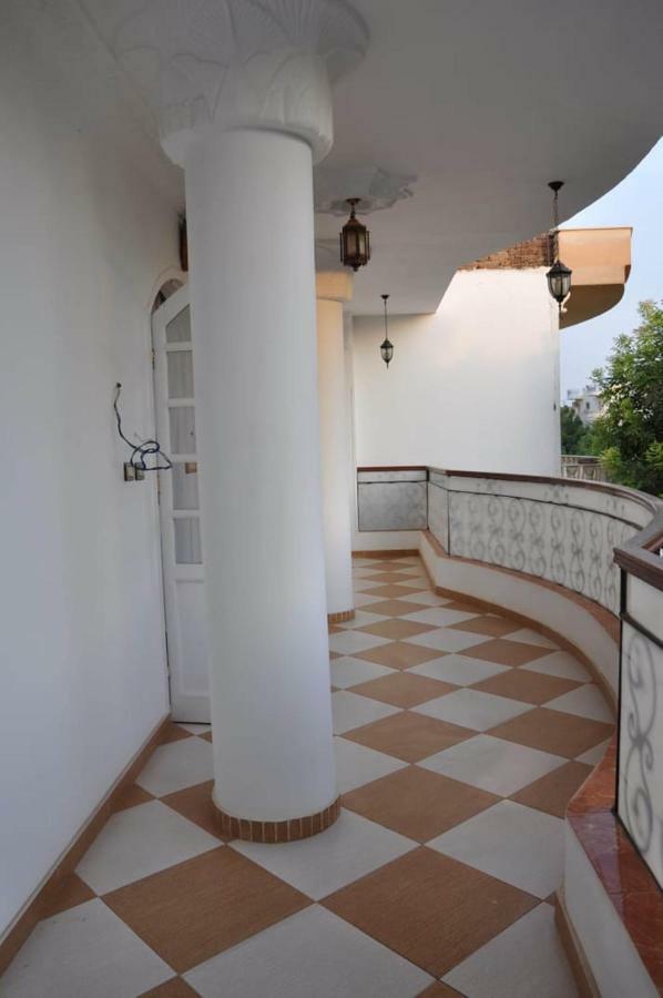 White Villa Luxor Eksteriør billede
